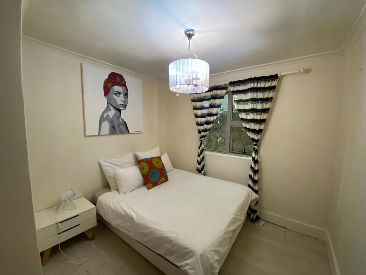 Apartment Luxurious 2-sleeper Oasis U6 ! Cape Town