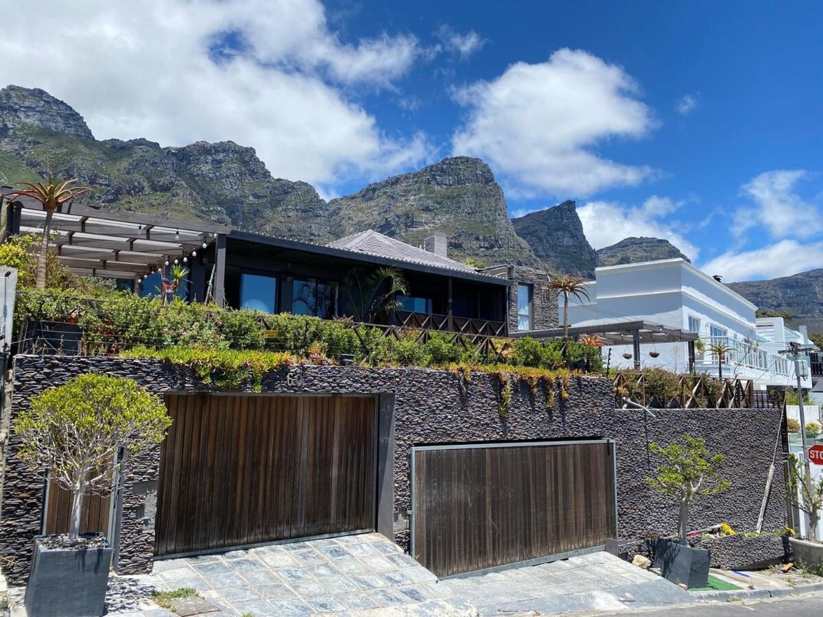 Luxurious 2-sleeper Oasis U6 ! Cape Town